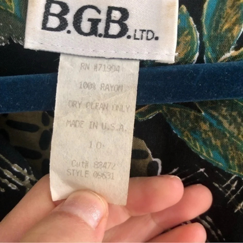 Vintage B.G.B.L.T.D Padded Shoulder Blazer Size 10 - Picture 3 of 6